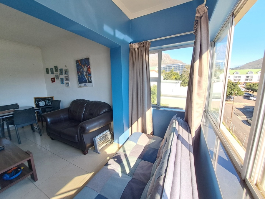 2 Bedroom Property for Sale in Zonnebloem Western Cape